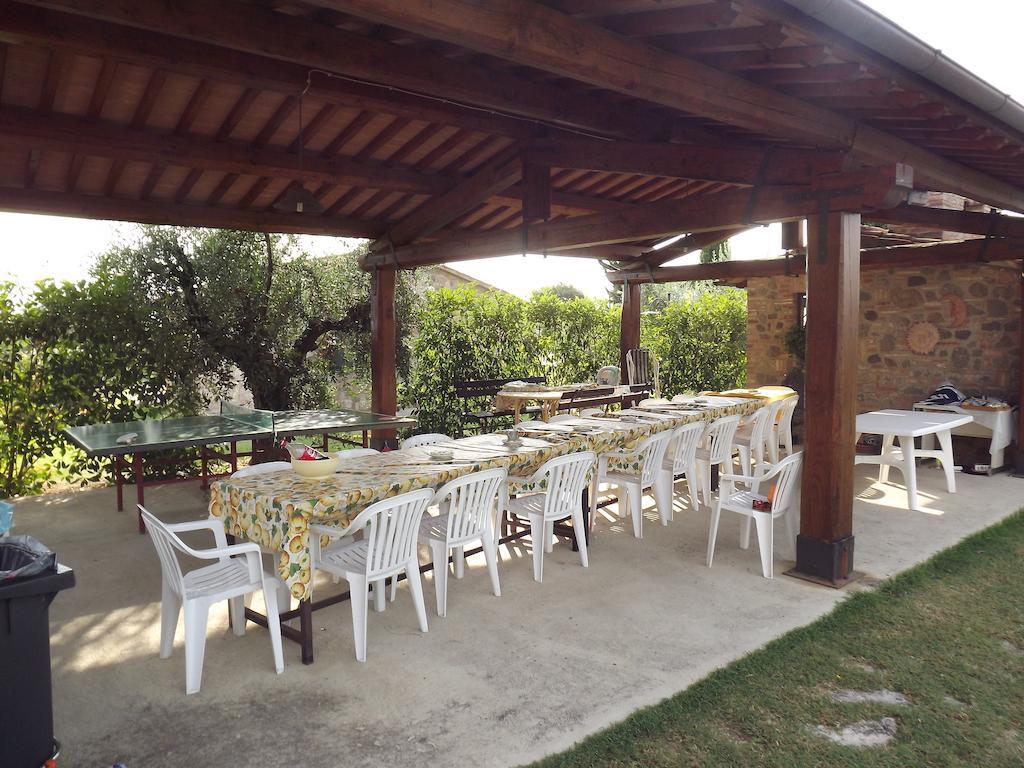 Отель Agriturismo Il Canto Della Gallina Villastrada  Экстерьер фото